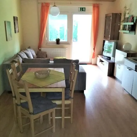 Ferienwohnungen Margaretenhof Am Plauer See * Margarethenhof